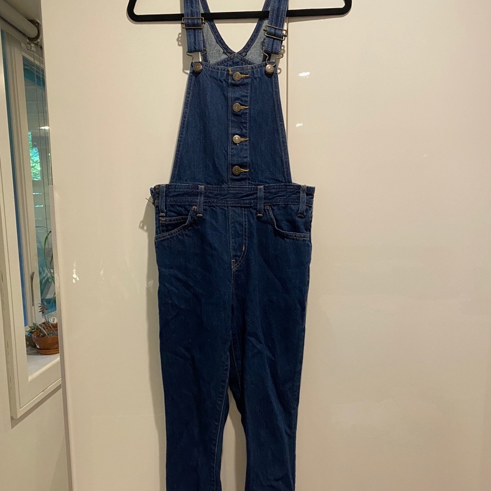 Levis overalls / size 25